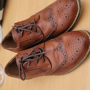 Boys brown brogue dress shoes